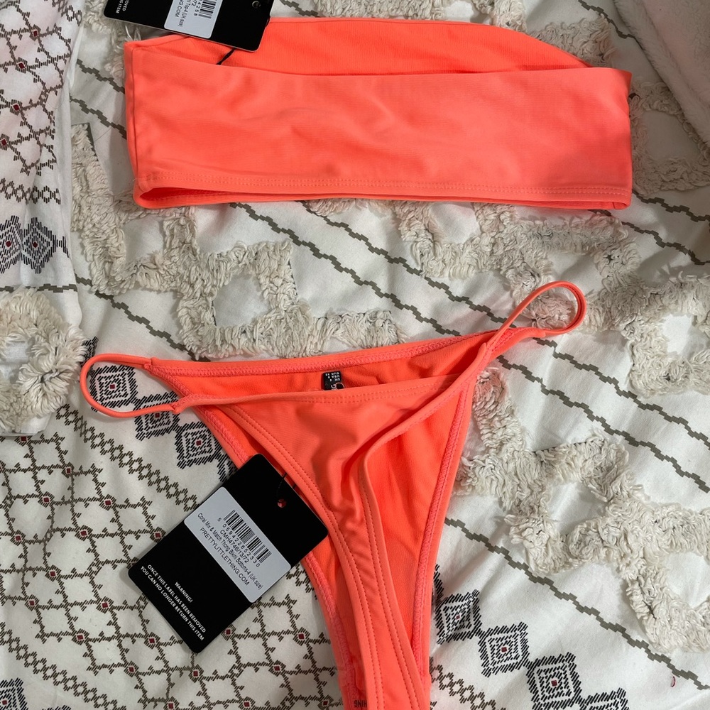 Bikini Set - Picture 4 of 5